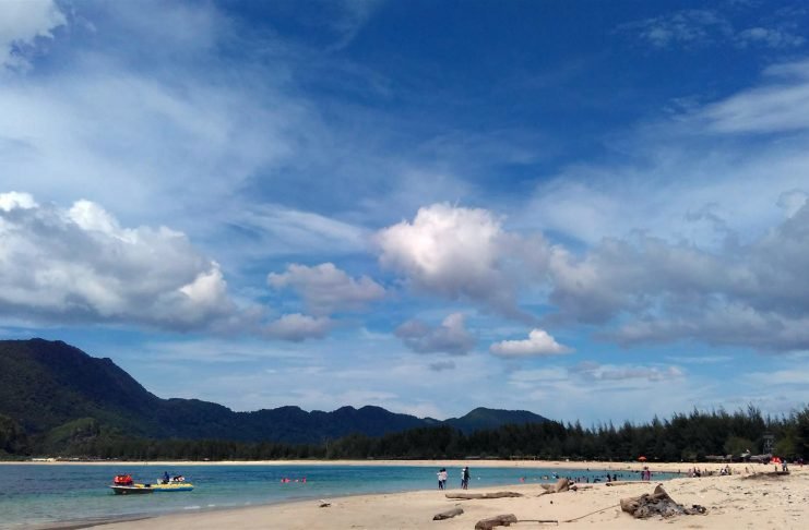 Pantai Lampuuk Aceh, Pantai Super Duper Keren pantai lampuuk aceh