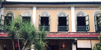 Pengalaman Mampir Ke Rumah Saudagar Kaya di Medan