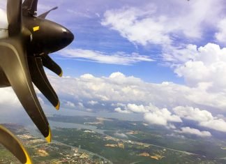 Begini Rasanya Naik Pesawat ATR Dengan Harga Tiket 1.3 Juta Selama 20 Menit